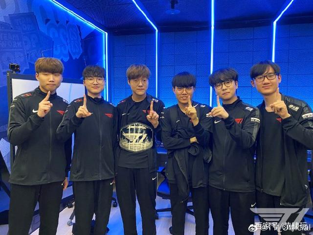 常强调谦逊 常强调谦逊