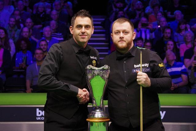 更是对整个 更是对整个