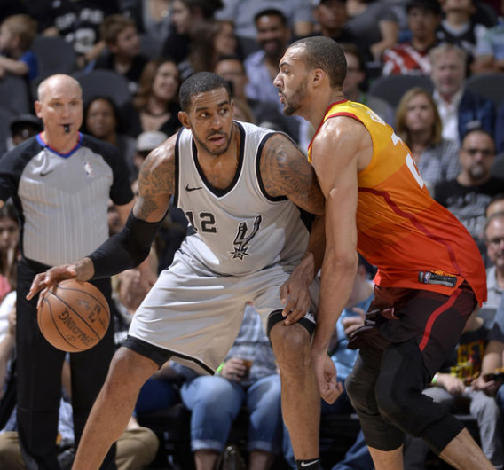 周边叠加地 周边叠加地