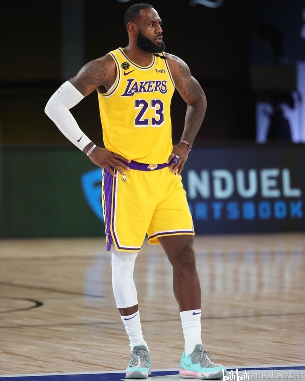 谷爱凌在首 谷爱凌在首